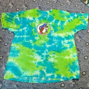 Buc-ee’s Lei’d Back Tee